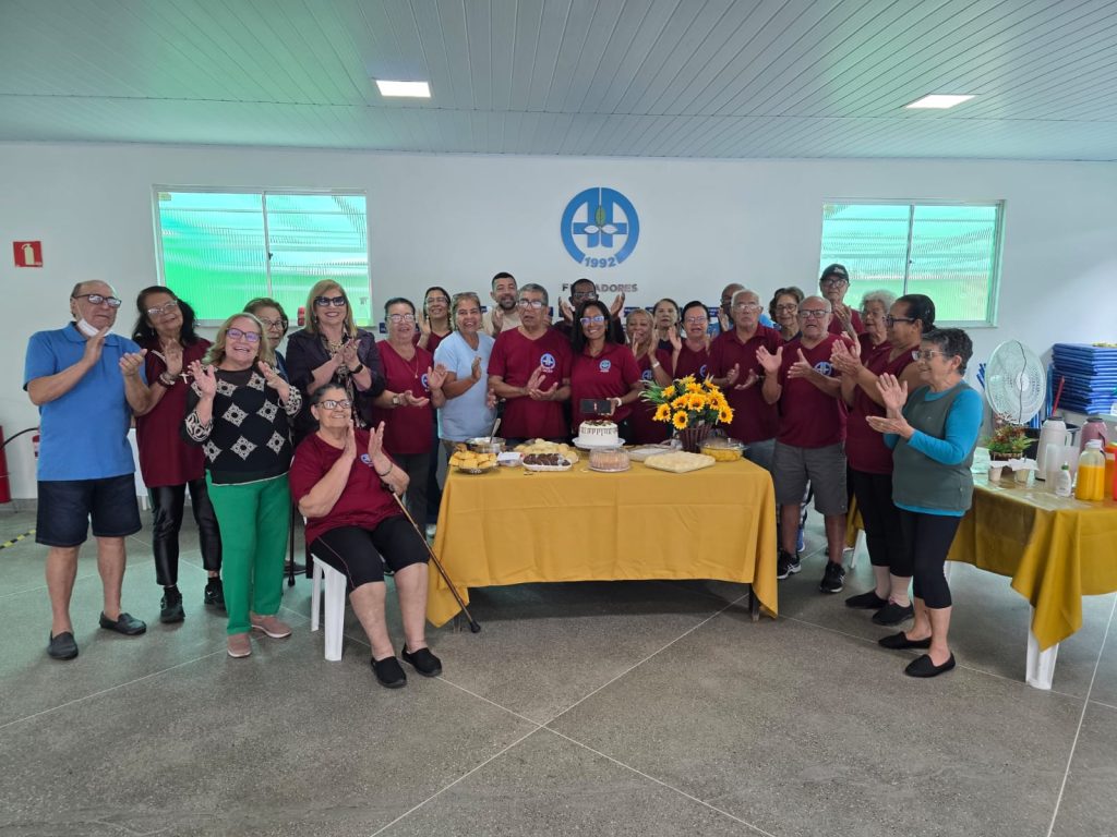 Turma da Ginástica comemora aniversário de Jamille Marques